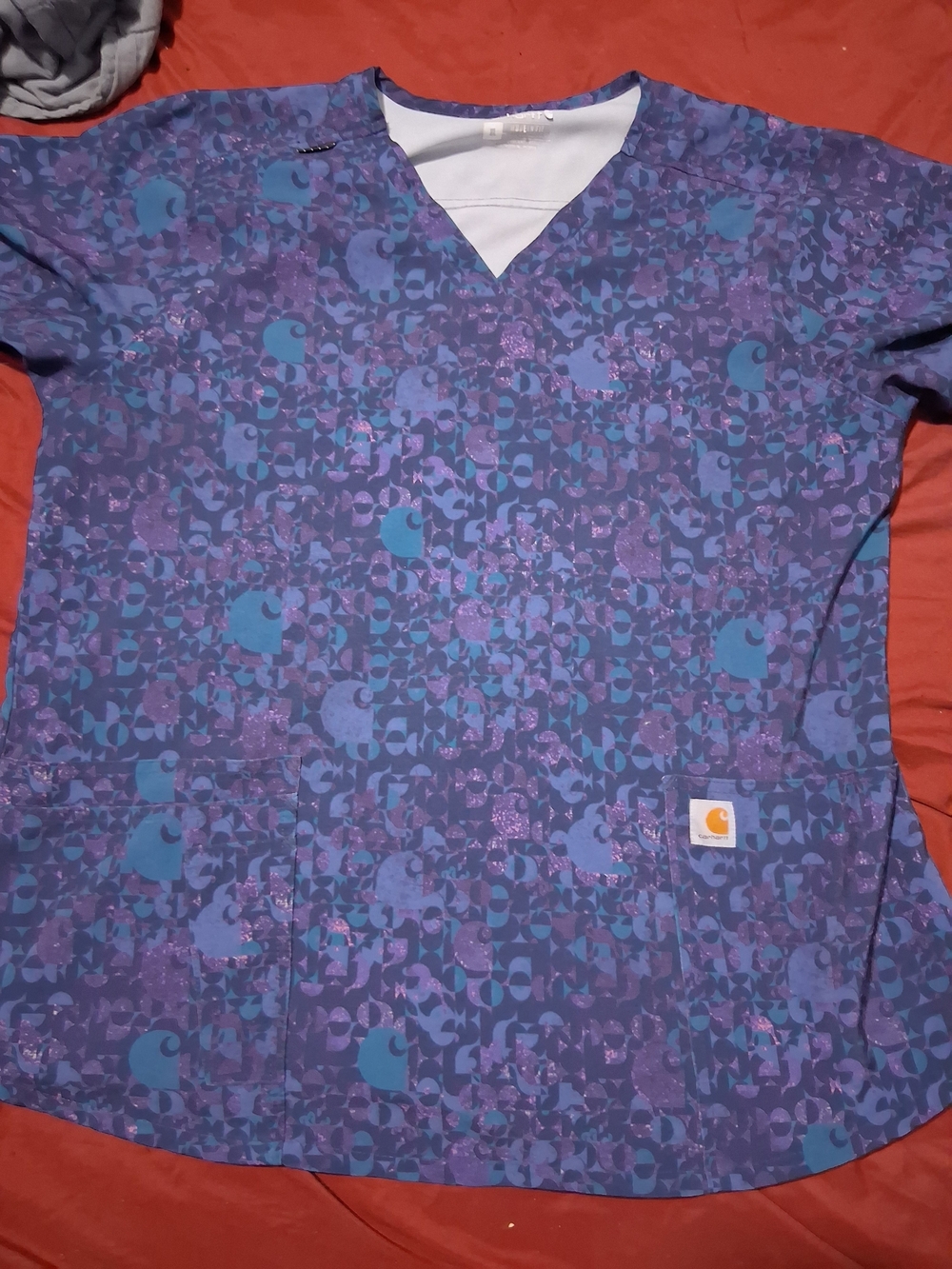 Carhartt Purple & Teal Patterned V-Neck Scrub Top